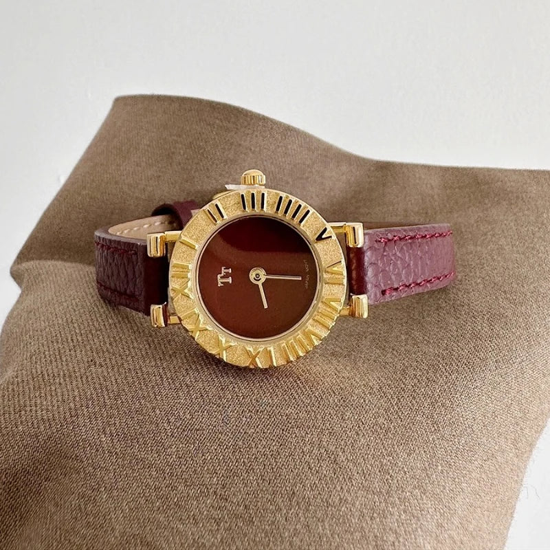 Red Top Brand Women's Quartz Watch Retro Gold Roman Frame Leather Waterproof Leather Women's Watch Relógio Feminino